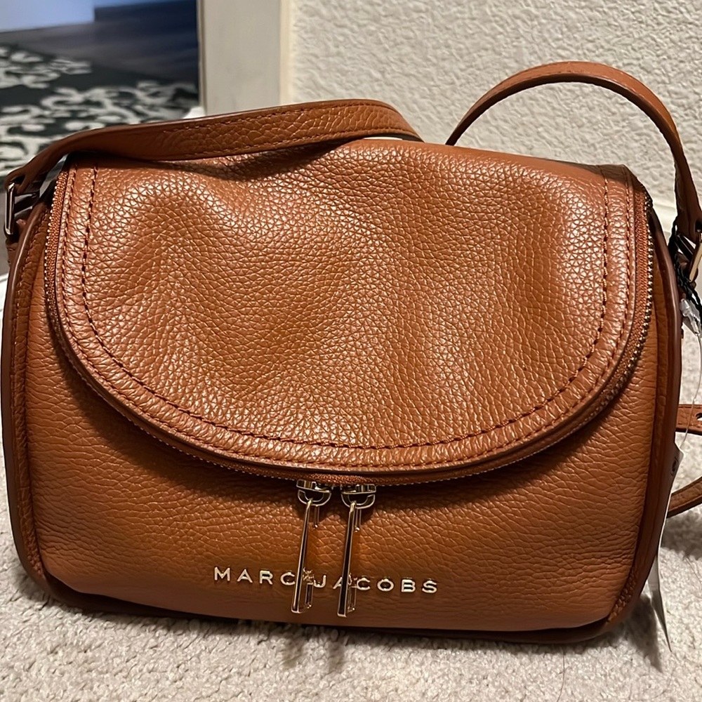 RARE!! / Marc Jacobs /The Groove Leather Mini Messenger Bag